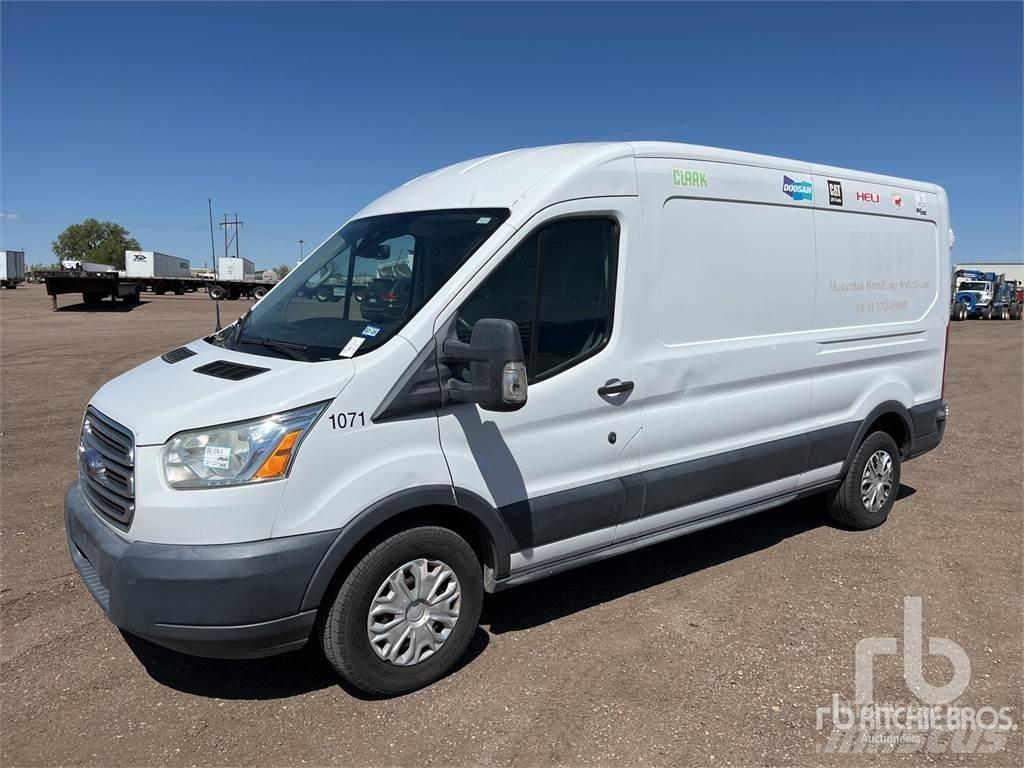 Ford E-350 Temperature controlled trucks