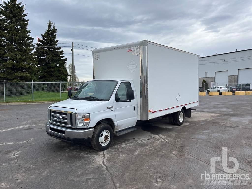 Ford E-450 Panel vans