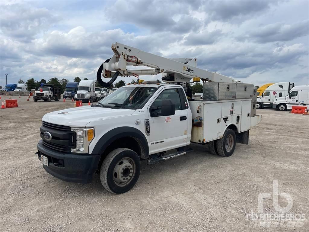 Ford F-550 Trailer mounted aerial platforms
