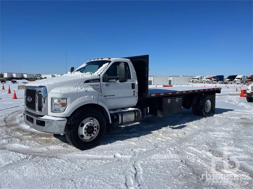 Ford F-750 Flatbed/Dropside trucks