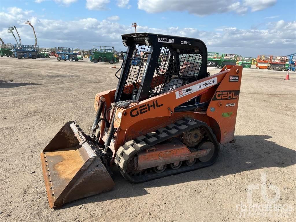 Gehl RT135 Skid steer loaders