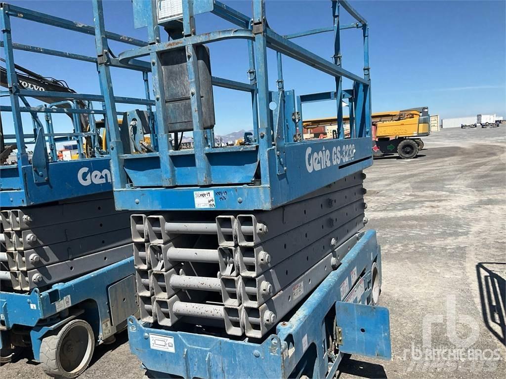 Genie GS-3232 Scissor lifts