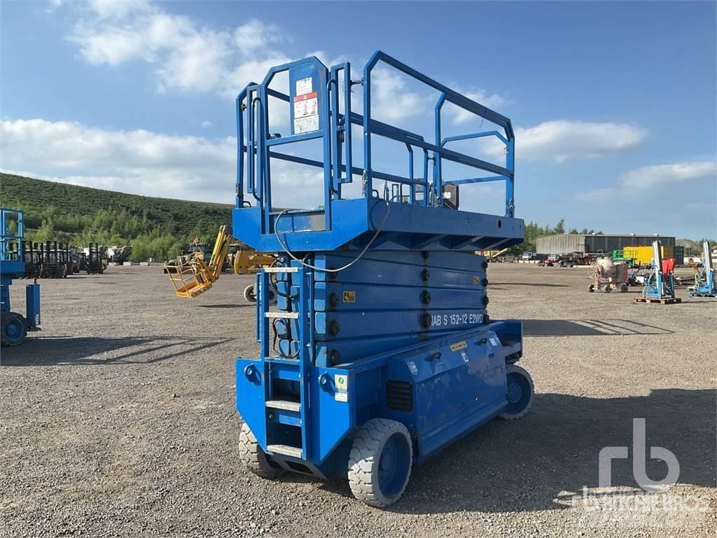 HAB S152 Scissor lifts