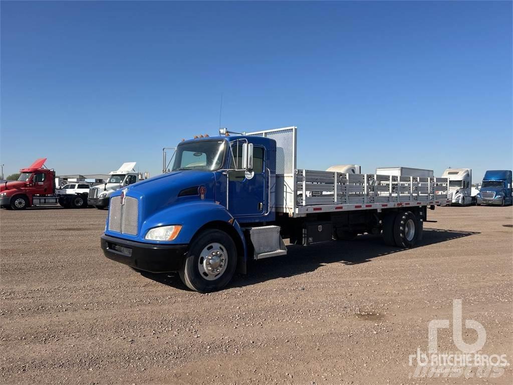 Kenworth T300 Flatbed/Dropside trucks