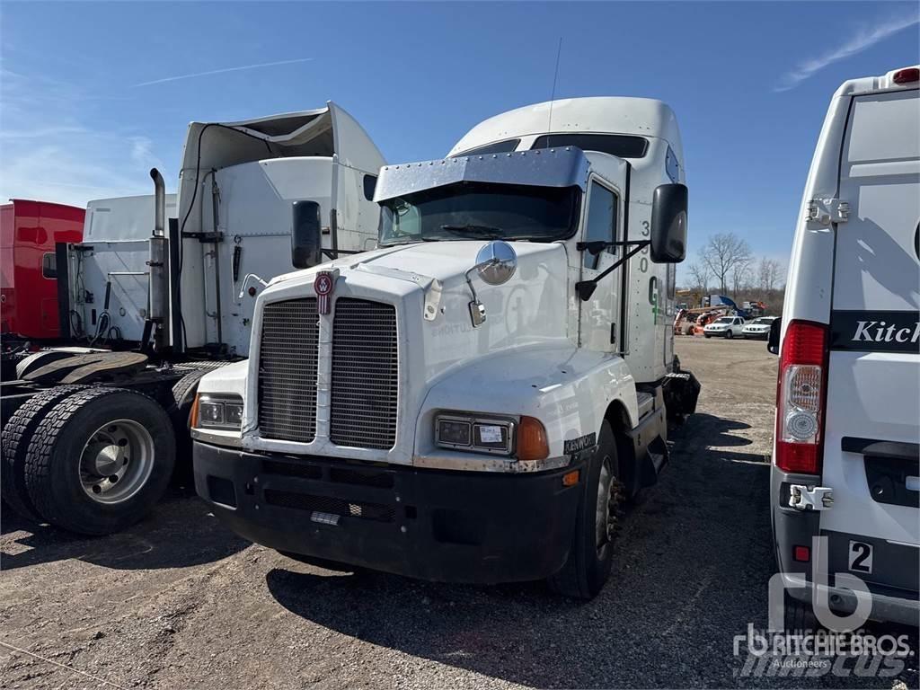 Kenworth T600 Truck Tractor Units