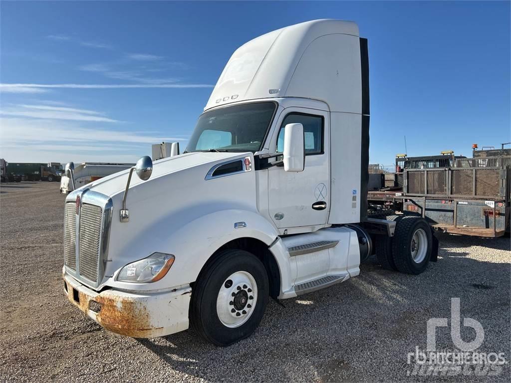 Kenworth T680 Truck Tractor Units