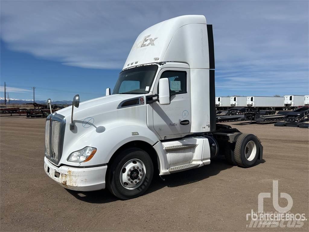 Kenworth T680 Truck Tractor Units