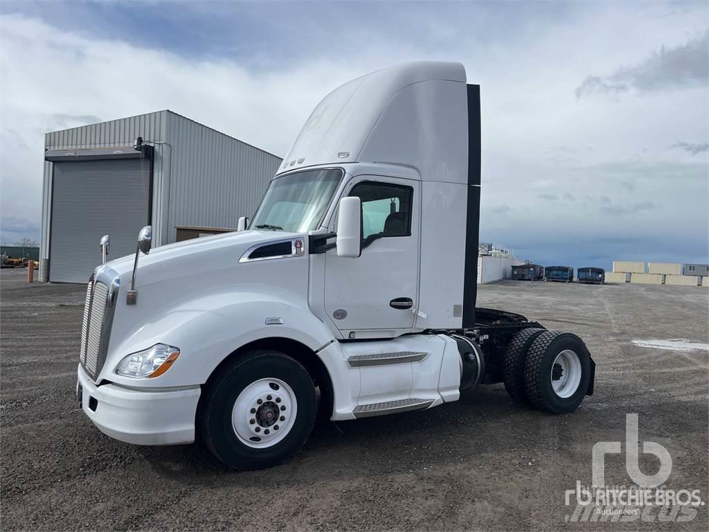 Kenworth T680 Truck Tractor Units