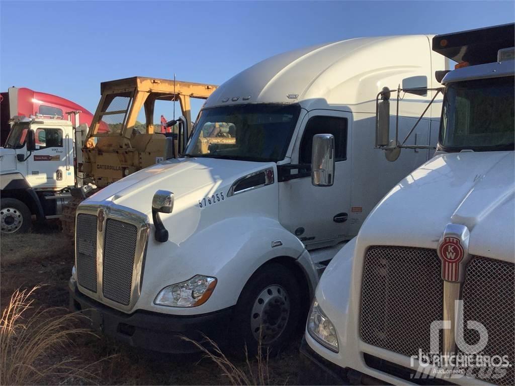 Kenworth T680 Truck Tractor Units