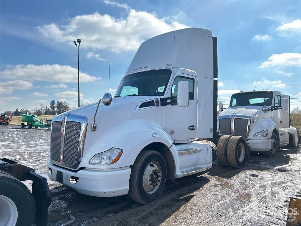 Kenworth T680 Truck Tractor Units