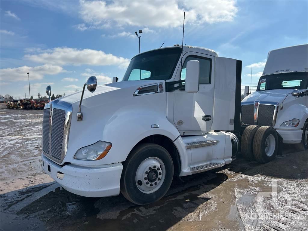 Kenworth T680 Truck Tractor Units