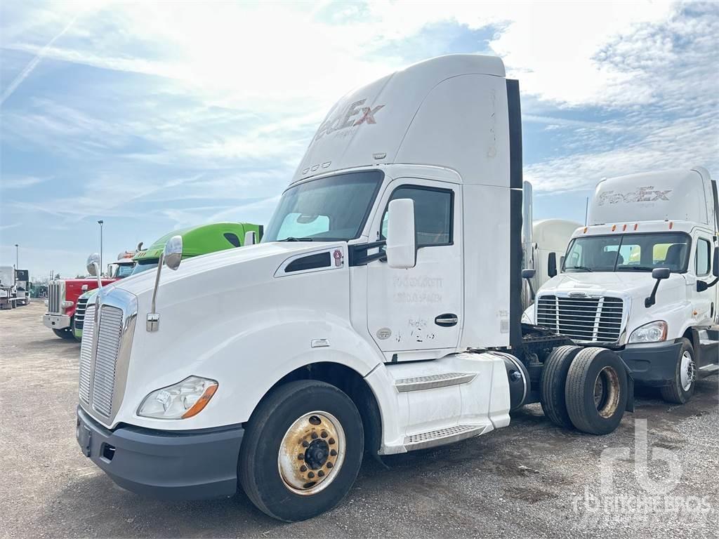 Kenworth T680 Truck Tractor Units