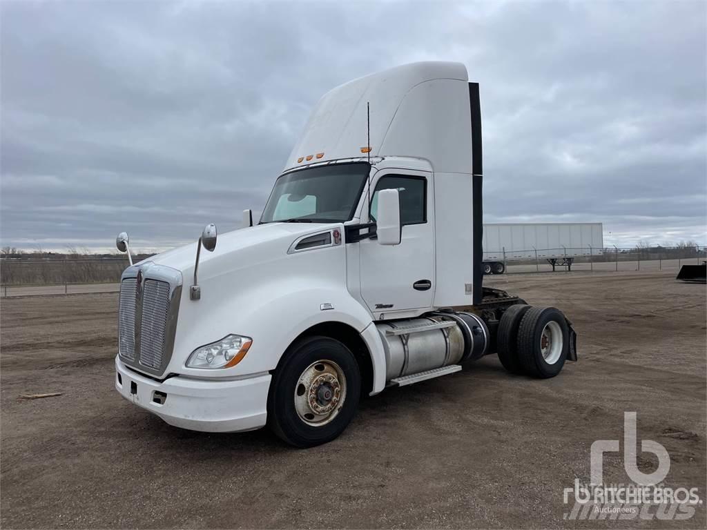 Kenworth T680 Truck Tractor Units