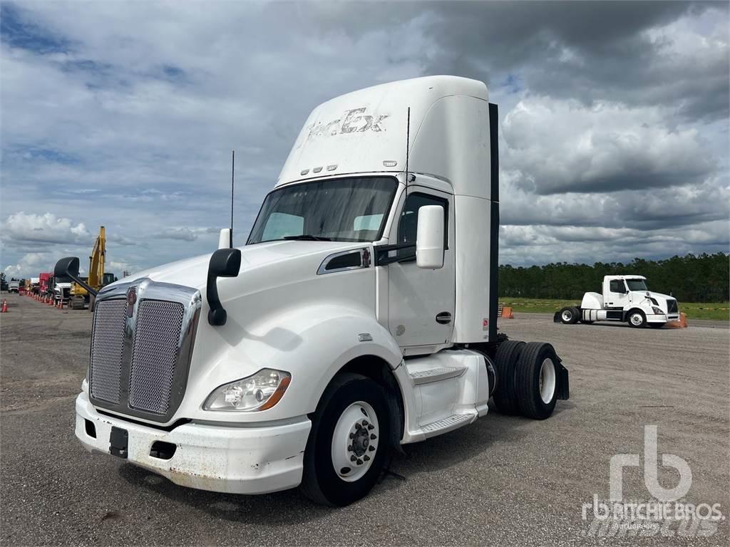 Kenworth T680 Truck Tractor Units