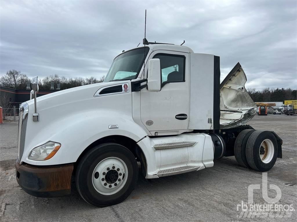 Kenworth T680 Truck Tractor Units