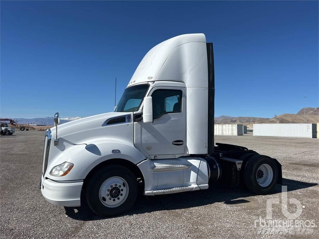 Kenworth T680 Truck Tractor Units