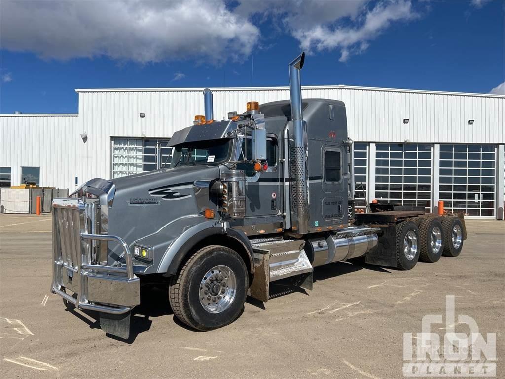 Kenworth T800 Truck Tractor Units