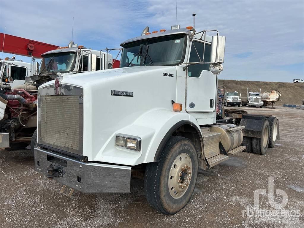 Kenworth T800 Truck Tractor Units