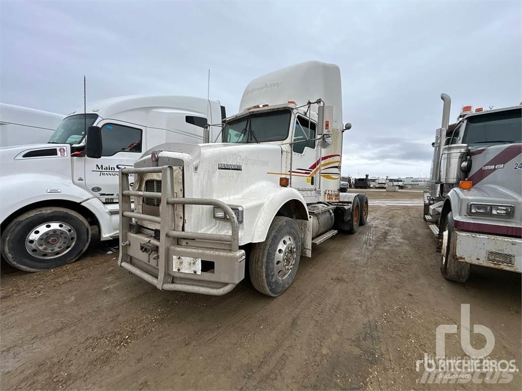 Kenworth T800 Truck Tractor Units