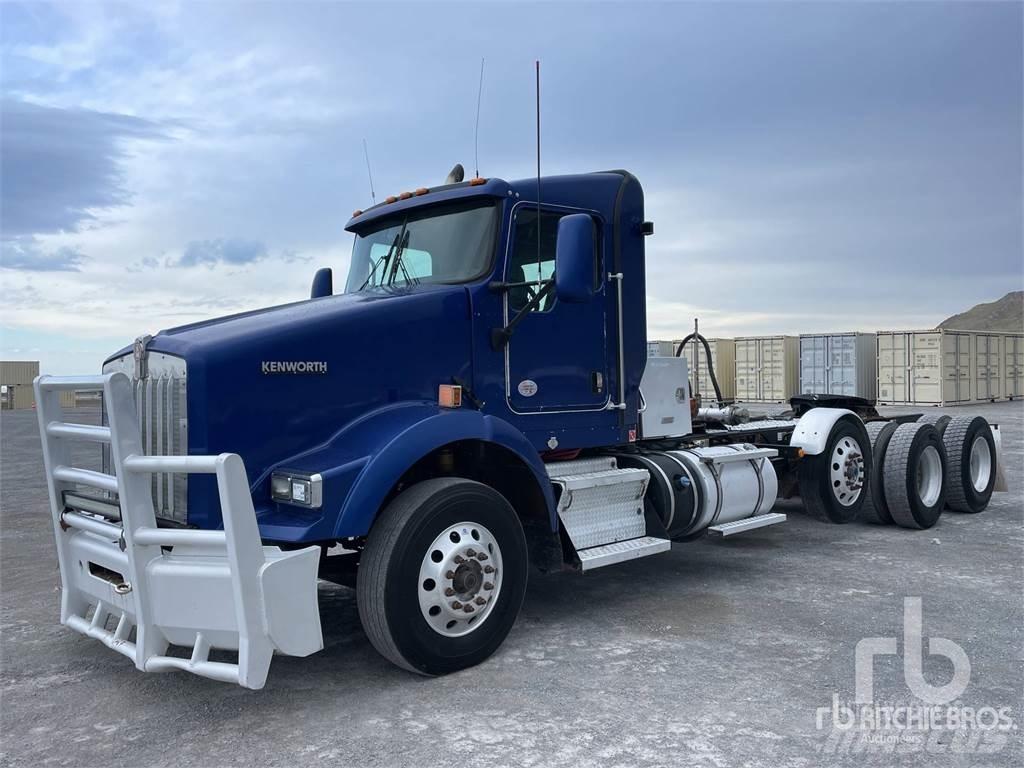 Kenworth T800 Truck Tractor Units