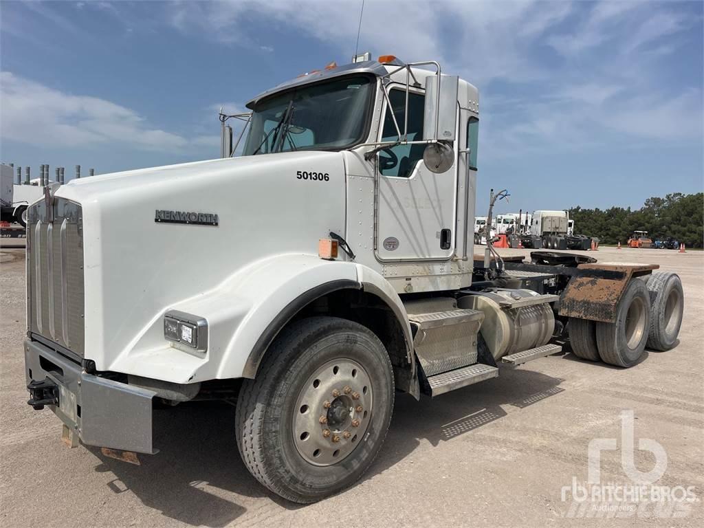 Kenworth T800 Truck Tractor Units