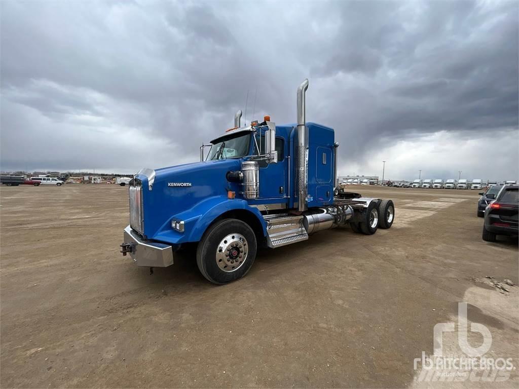 Kenworth T800 Truck Tractor Units