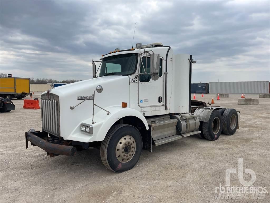Kenworth T800 Truck Tractor Units