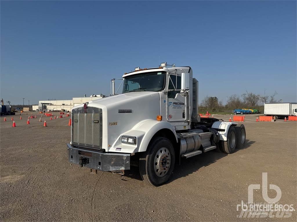 Kenworth T800 Truck Tractor Units