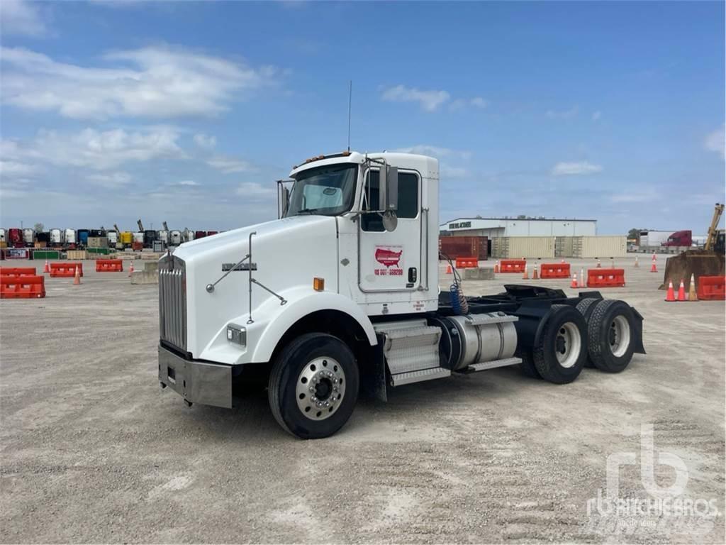Kenworth T800 Truck Tractor Units