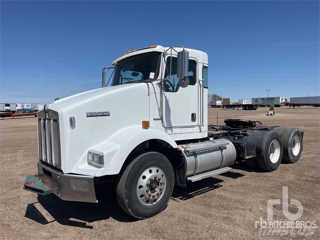 Kenworth T800 Truck Tractor Units