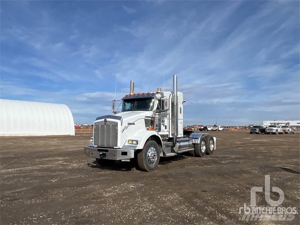 Kenworth T800B Truck Tractor Units