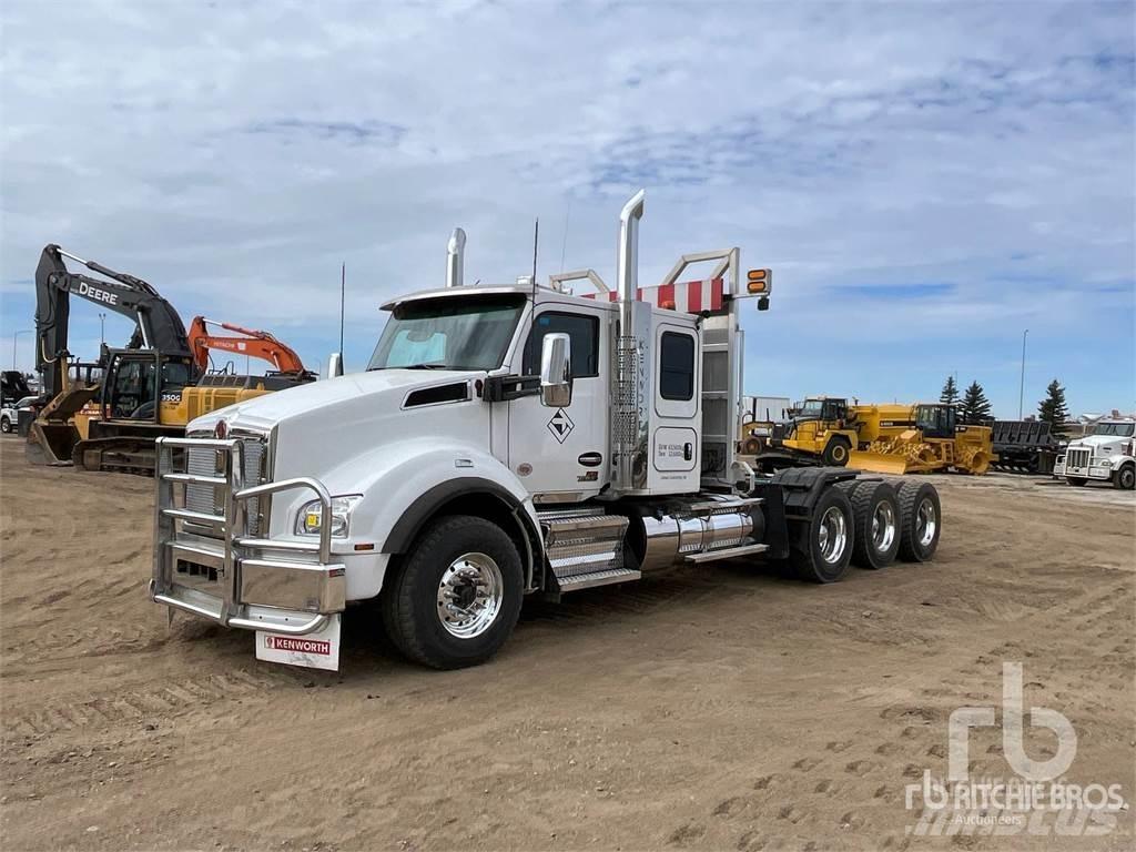 Kenworth T880 Truck Tractor Units