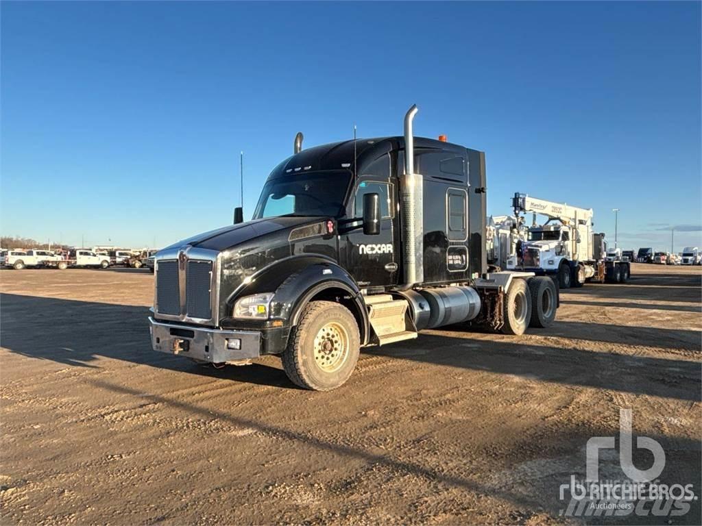 Kenworth T880 Truck Tractor Units
