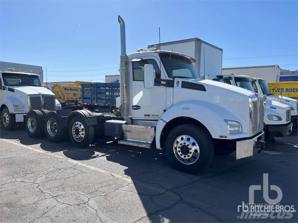 Kenworth T880 Truck Tractor Units