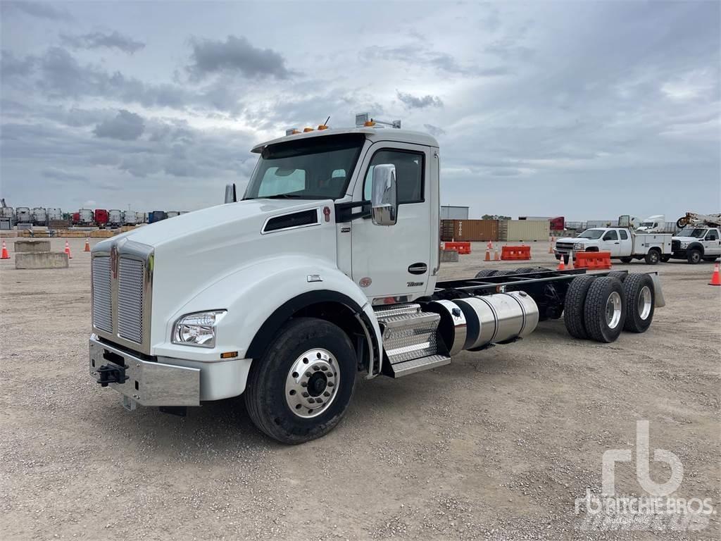 Kenworth T880 Chassis Cab trucks