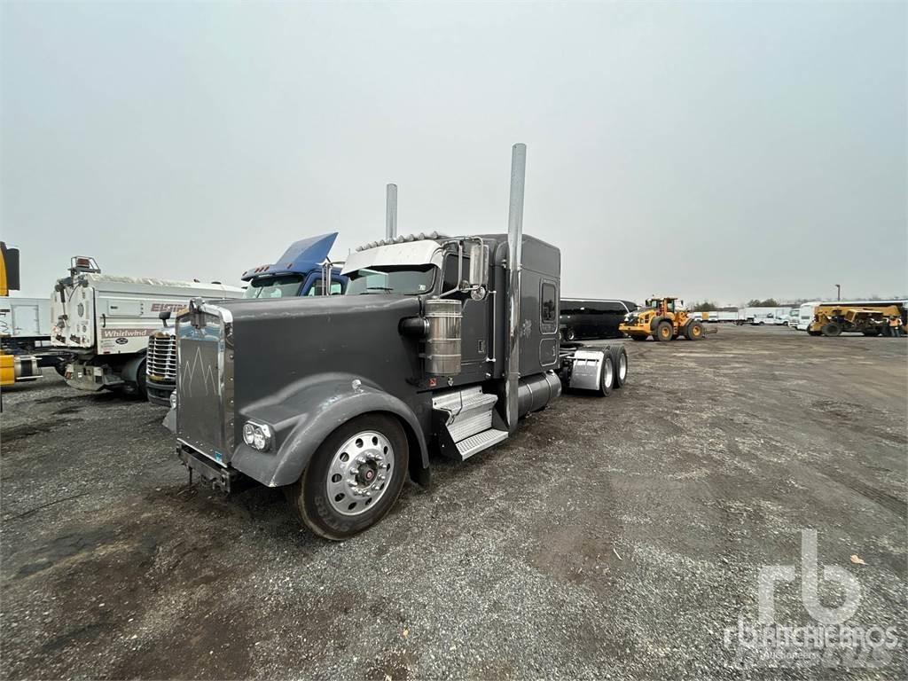 Kenworth W900 Truck Tractor Units