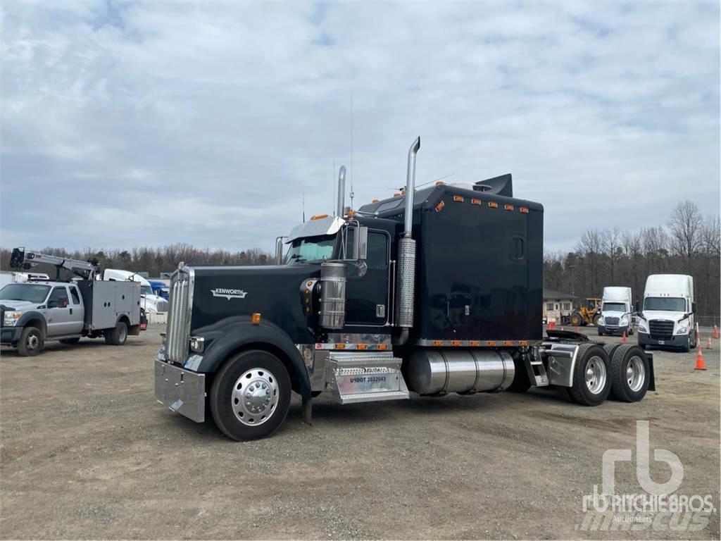 Kenworth W900 Truck Tractor Units
