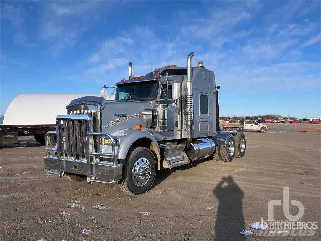 Kenworth W900 Truck Tractor Units