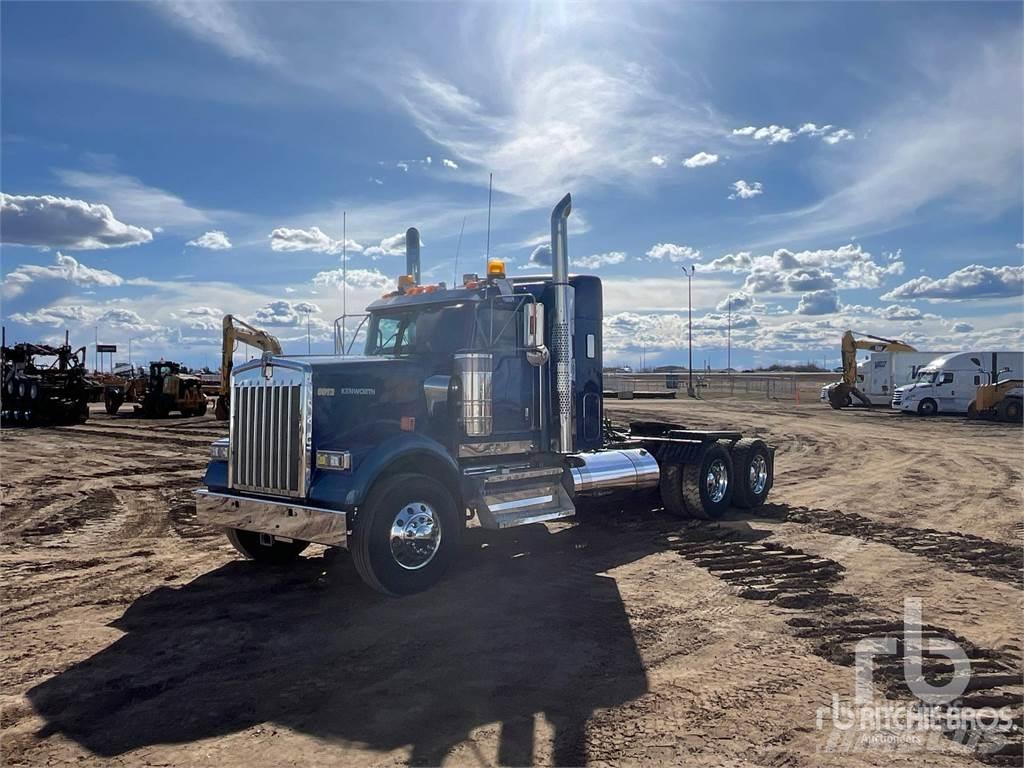 Kenworth W900 Truck Tractor Units
