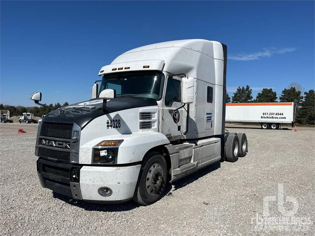 Mack AN64T Truck Tractor Units