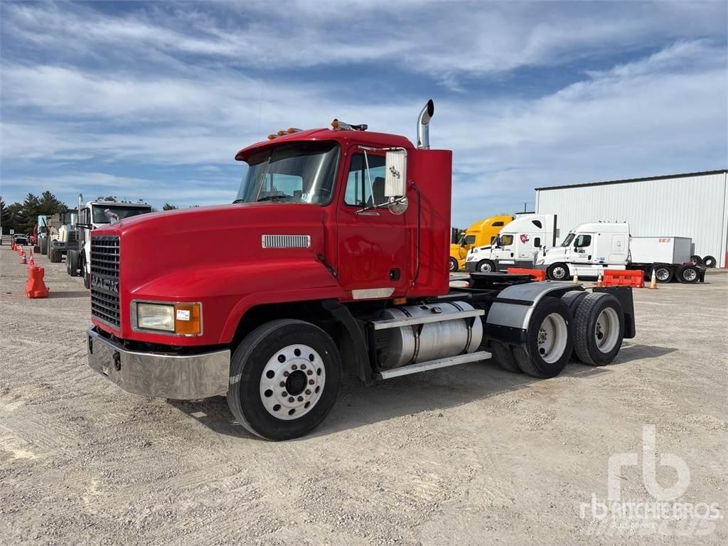 Mack CH613 Truck Tractor Units