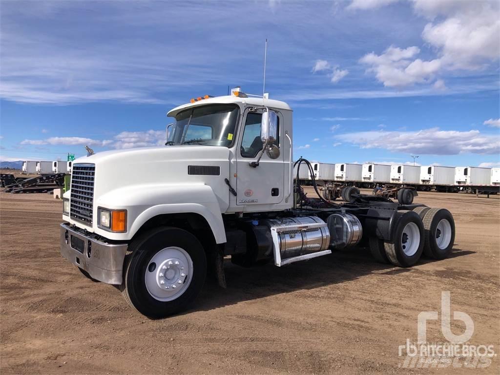 Mack CHU613 Truck Tractor Units