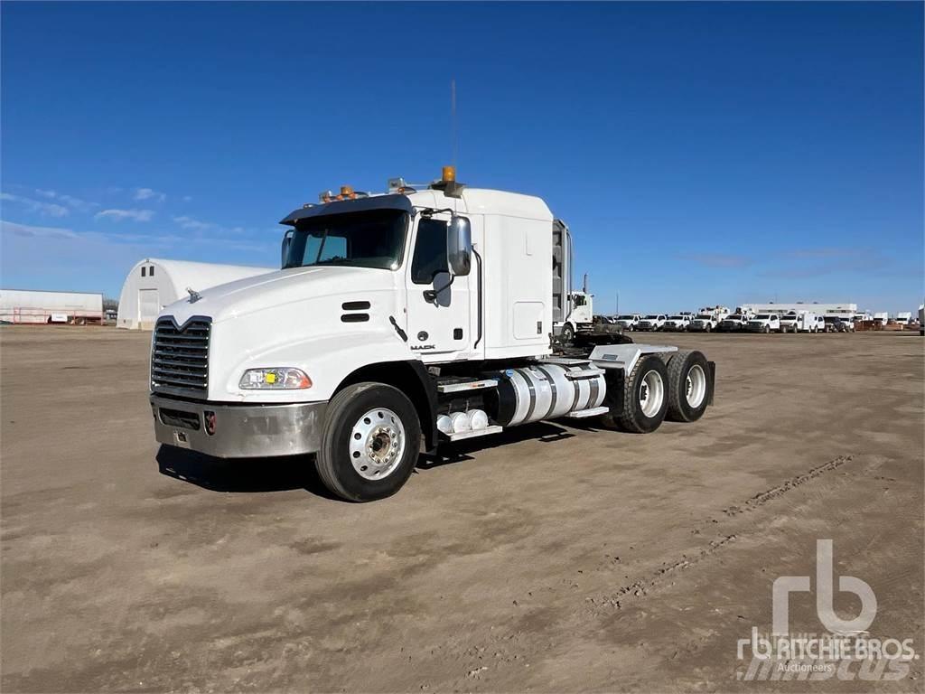 Mack CXU613 Truck Tractor Units