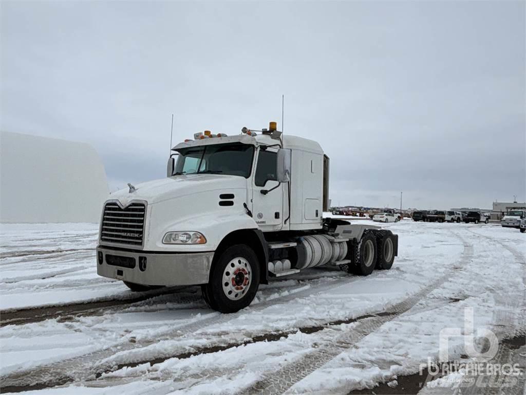 Mack CXU613 Truck Tractor Units