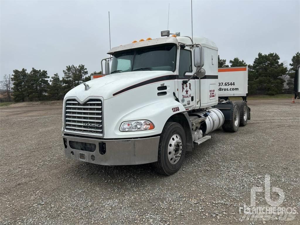 Mack CXU613 Truck Tractor Units