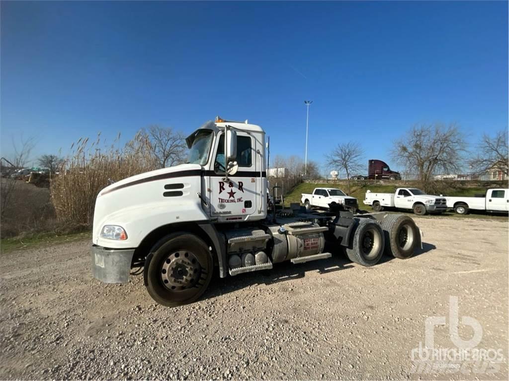 Mack CXU613 Truck Tractor Units