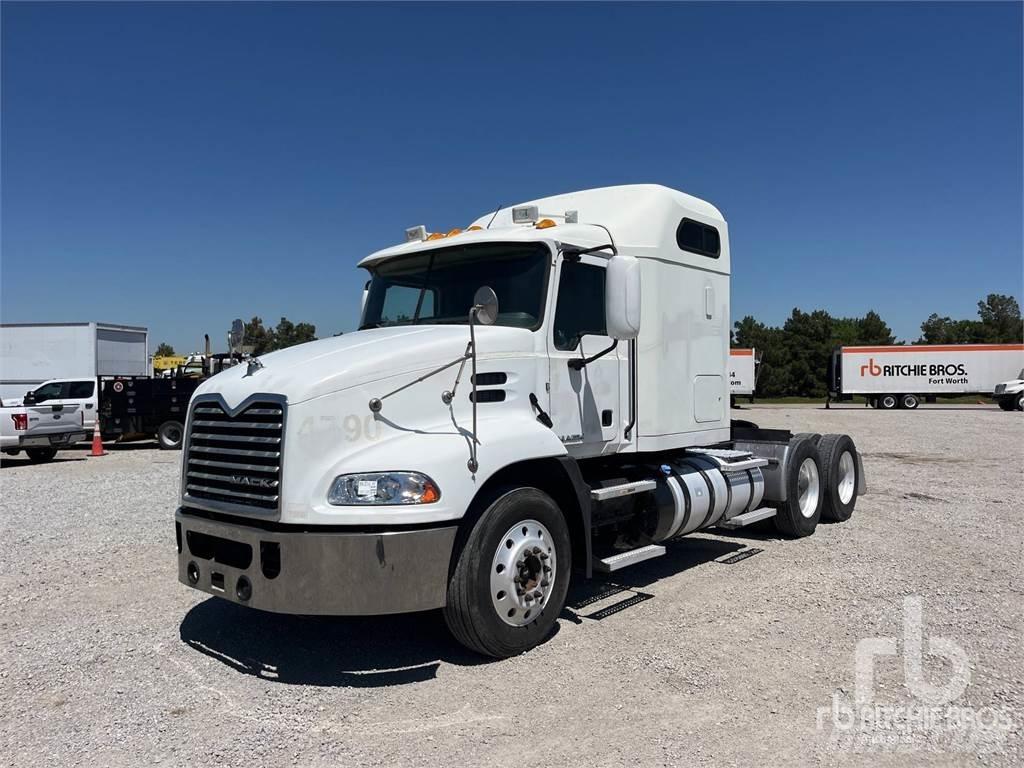Mack CXU613 Truck Tractor Units