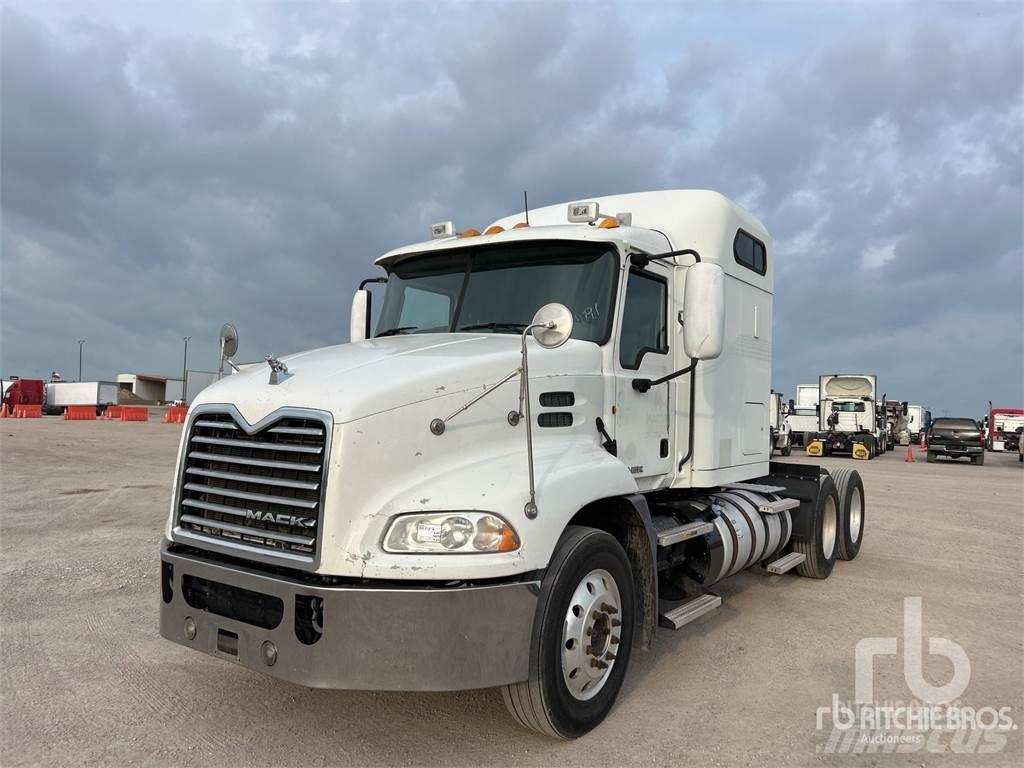 Mack CXU613 Truck Tractor Units