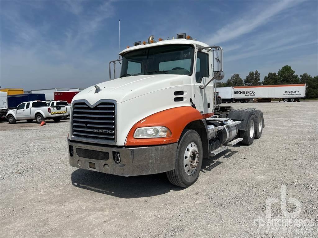 Mack CXU613 Truck Tractor Units