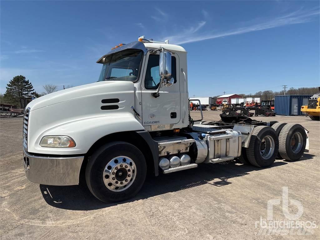 Mack CXU613 Truck Tractor Units